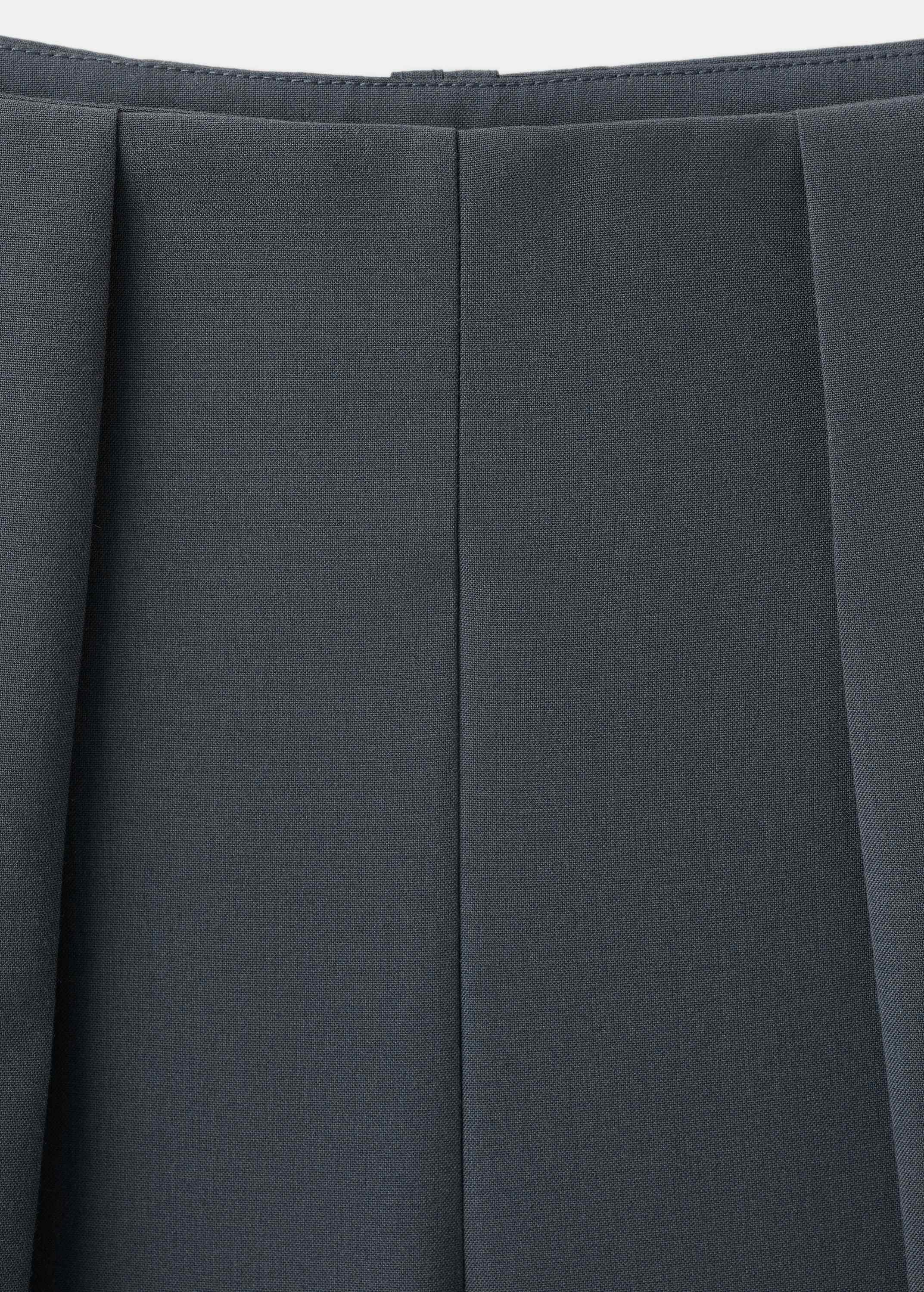 Straight-fit pleated trousers