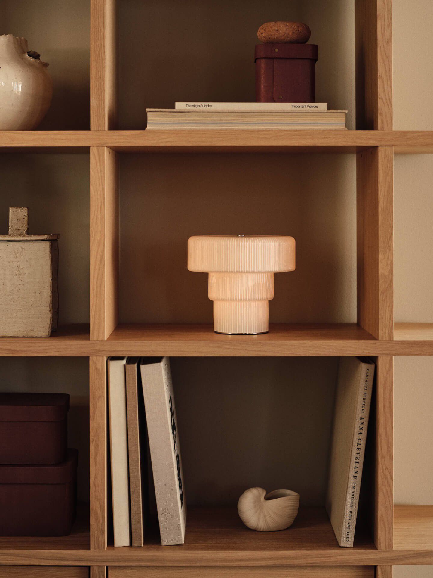 Ripple Portable Lamp - H16. 5 - Whit
