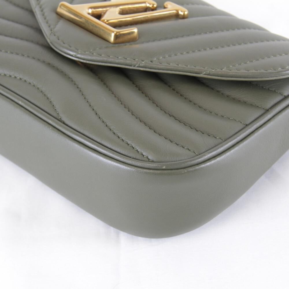 Louis Vuitton Shoulder Bags