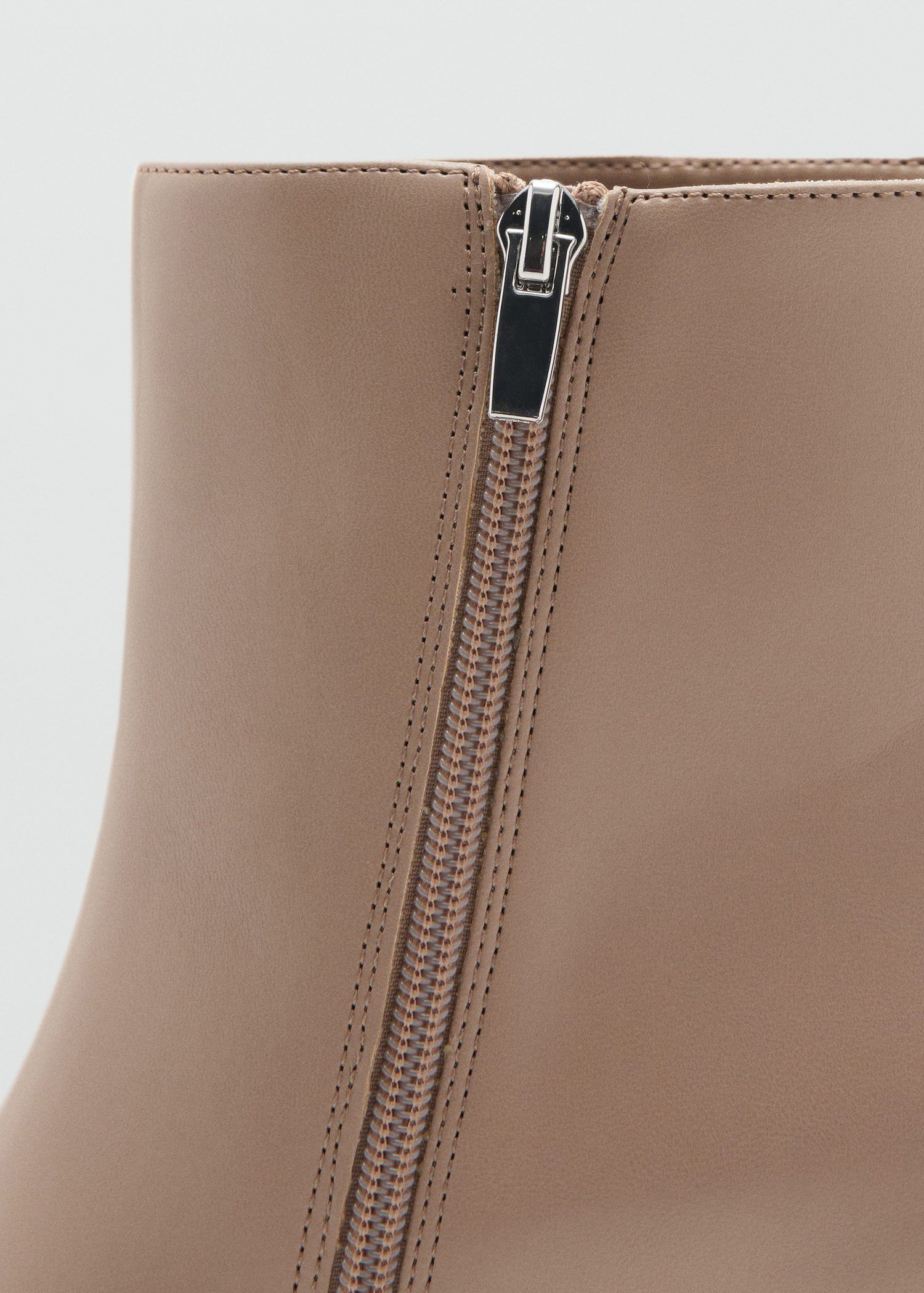 Ankle boots with block heel