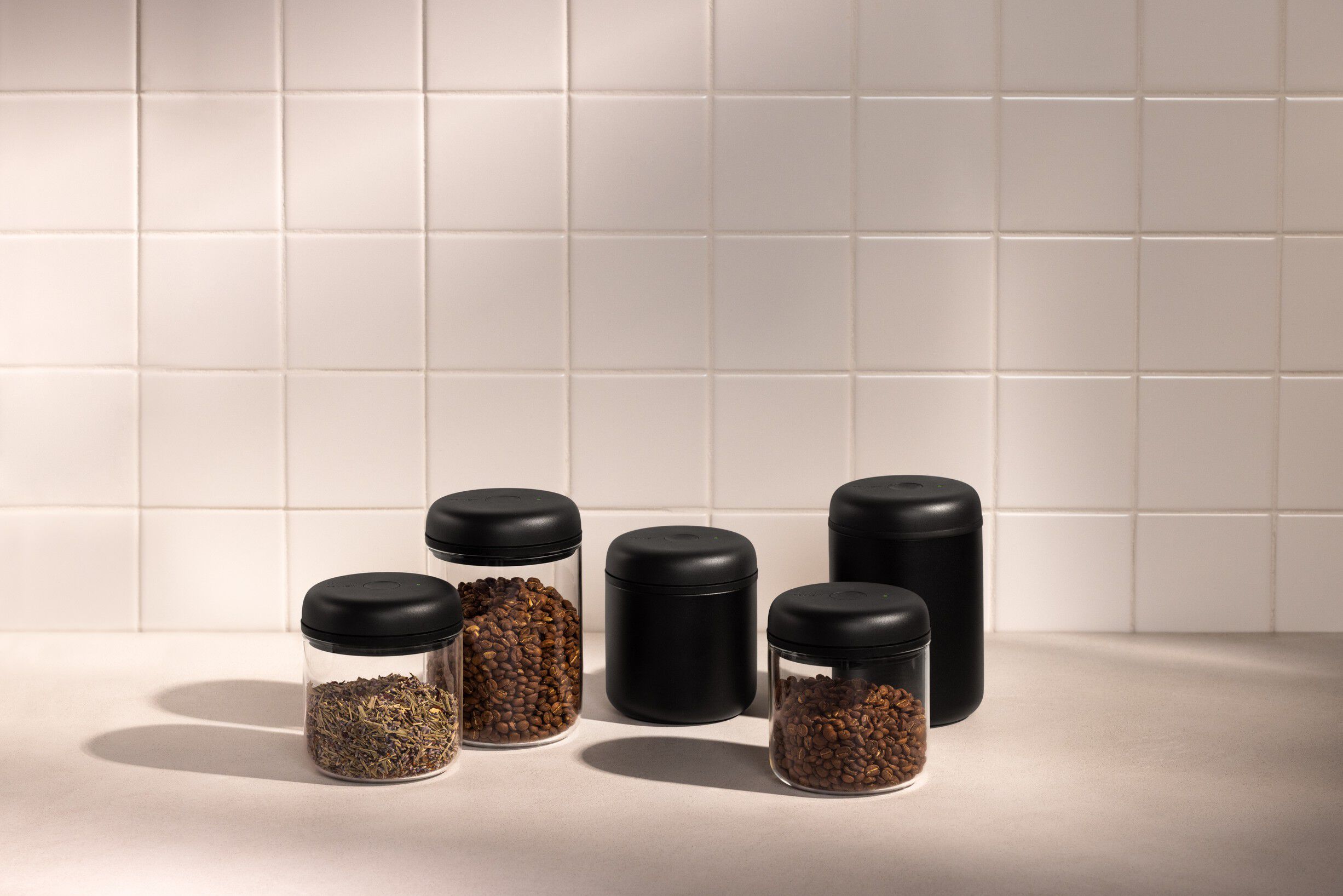 Electric Atmos Vacuum Canister Matte Black 0. 7L