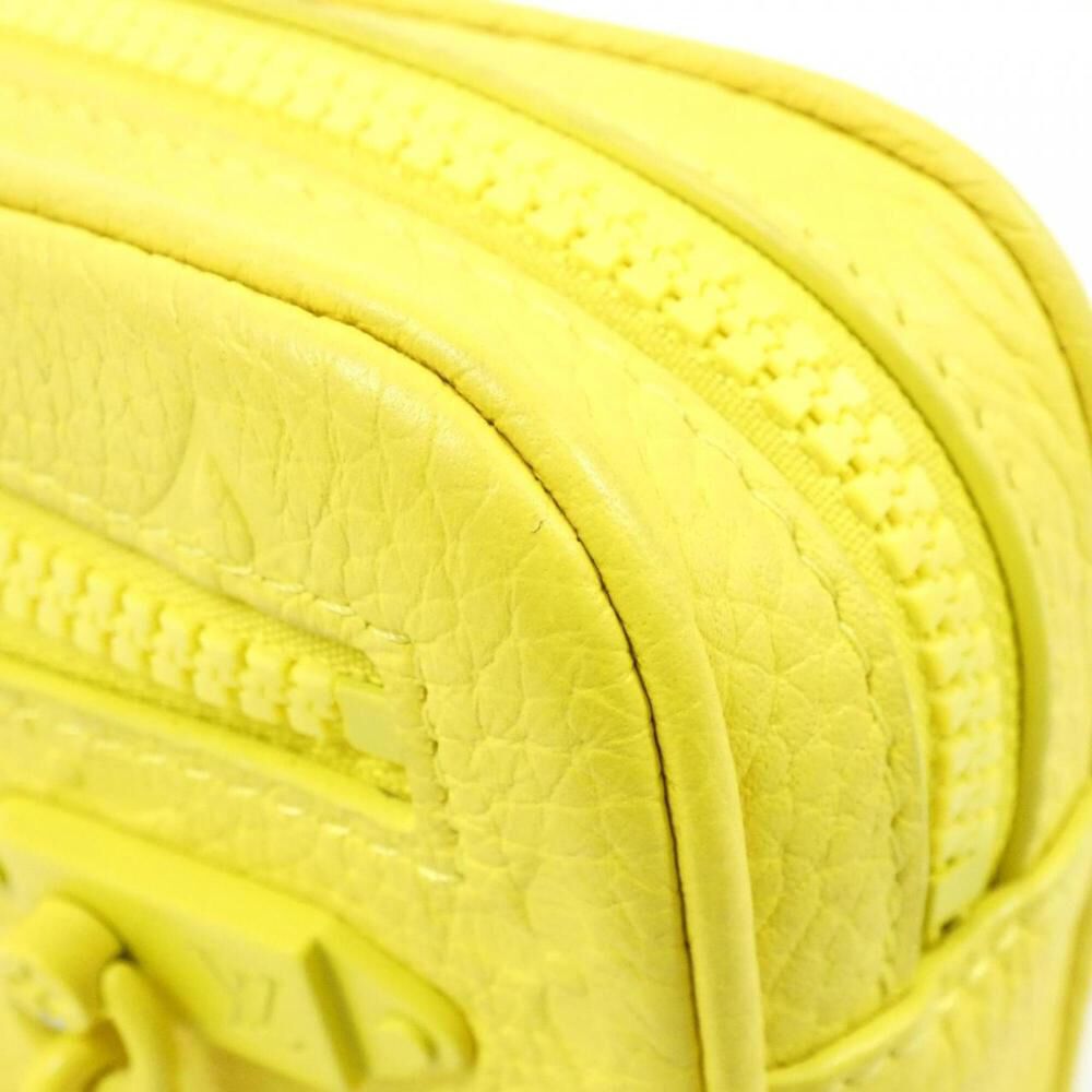 Louis Vuitton Clutch