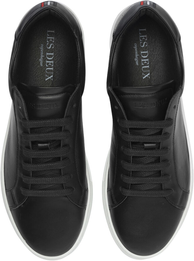 Theodor Leather Sneaker