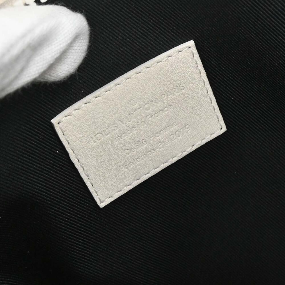 Louis Vuitton Shoulder Bags