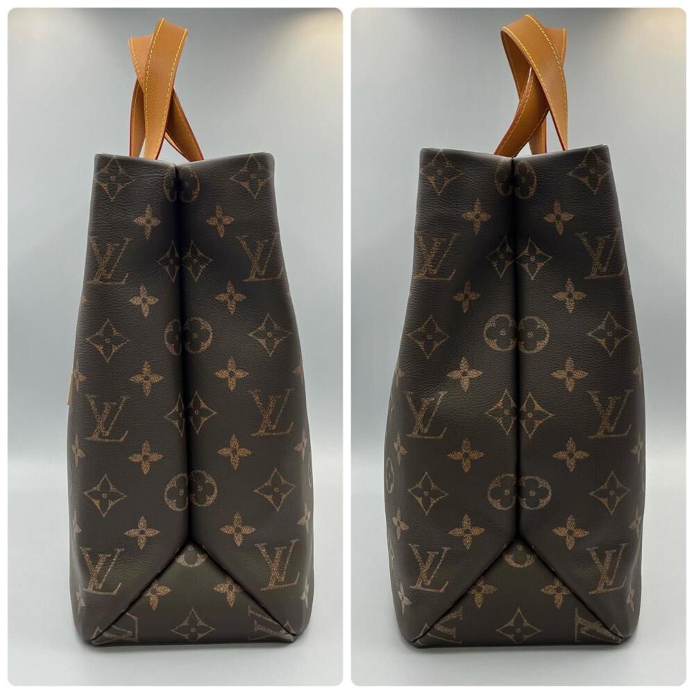 Louis Vuitton Tote