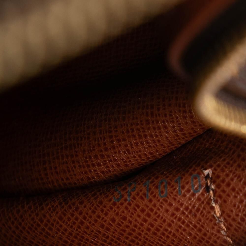 Louis Vuitton Papillon