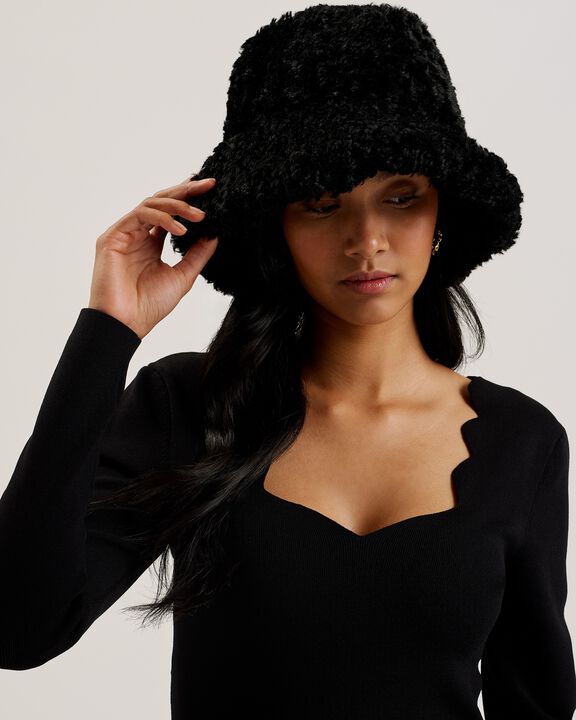 FLUFFYI Faux Shearling Bucket Hat