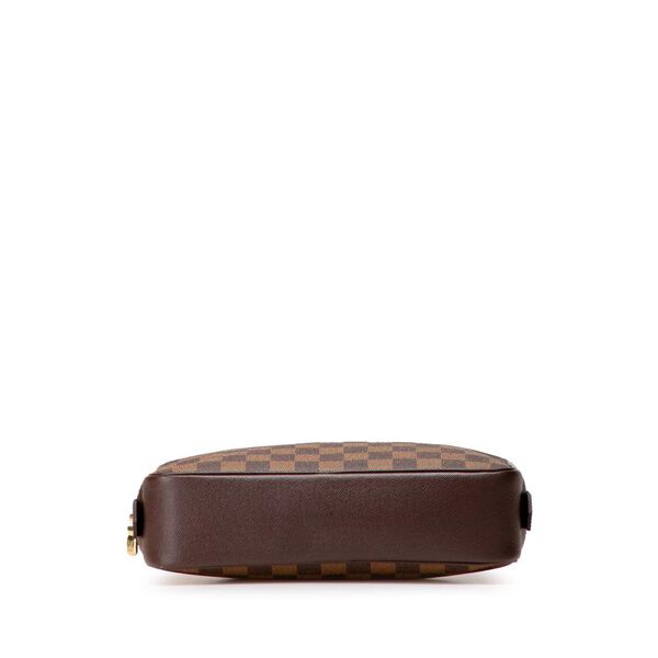 Louis Vuitton Trousse Toilette