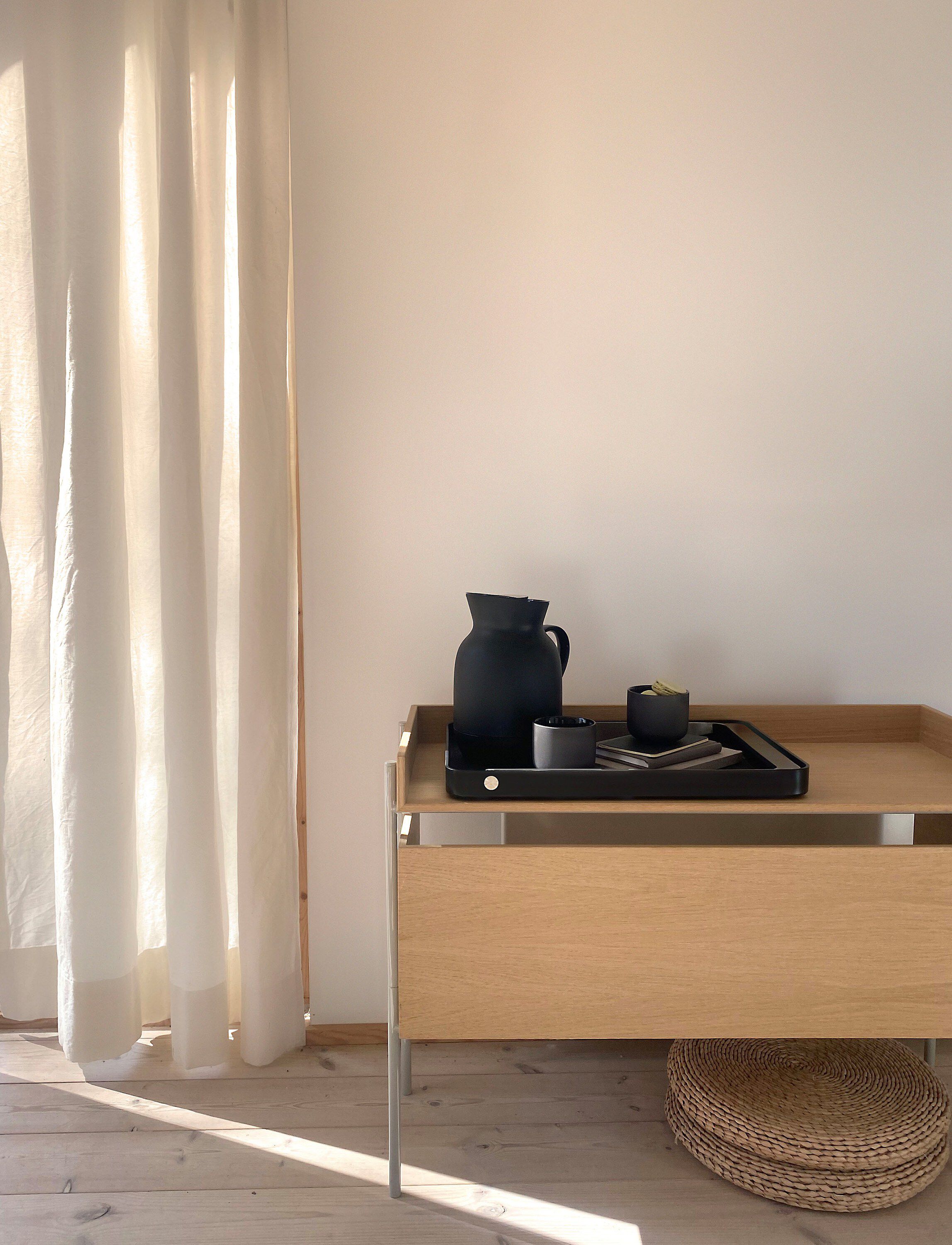 Take Away bricka black