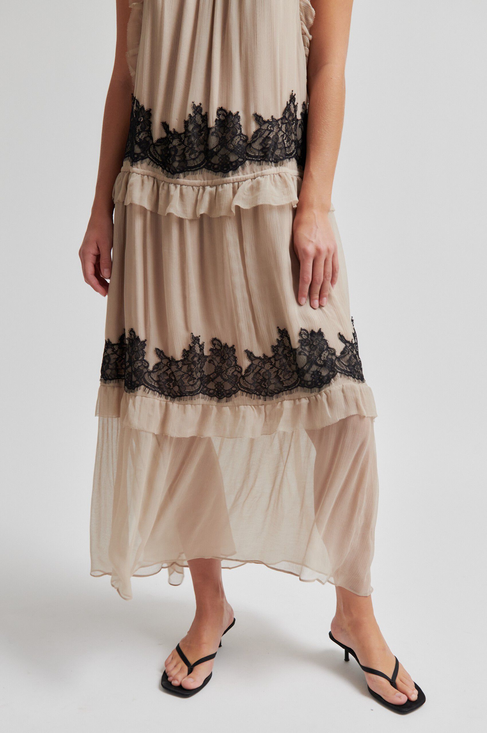Lynda Maxi Dress
