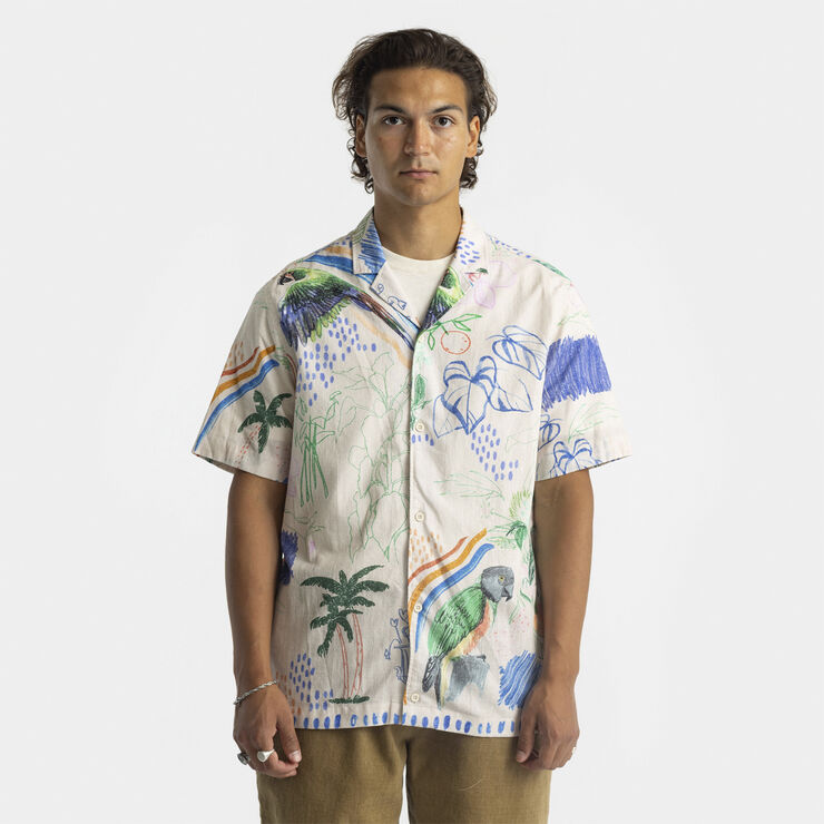 Short sleeved shirt with a cuban collar in an organic cotton