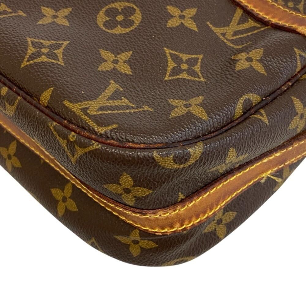 Louis Vuitton Shoulder Bags
