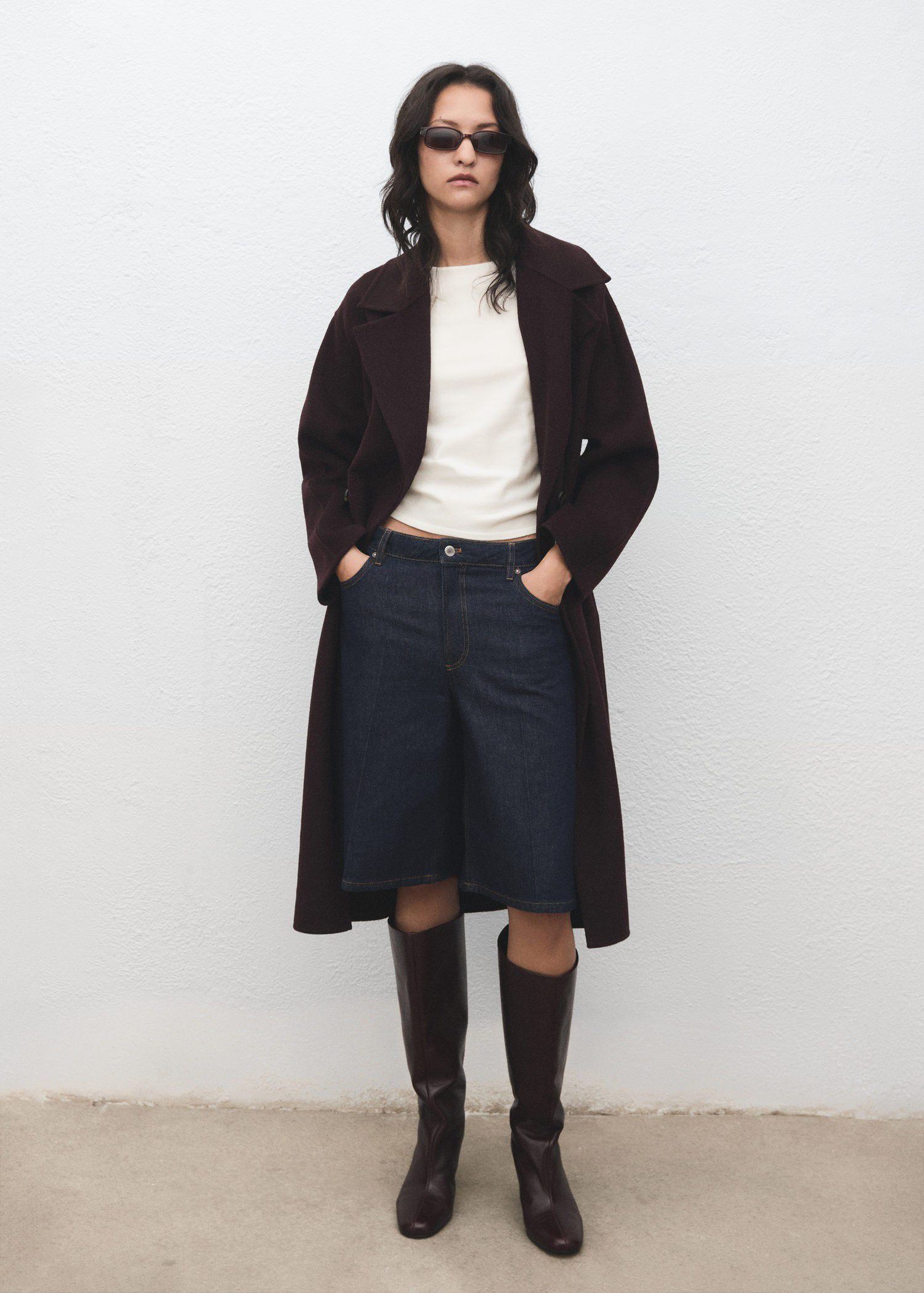 Long-sleeved fine-knit sweater