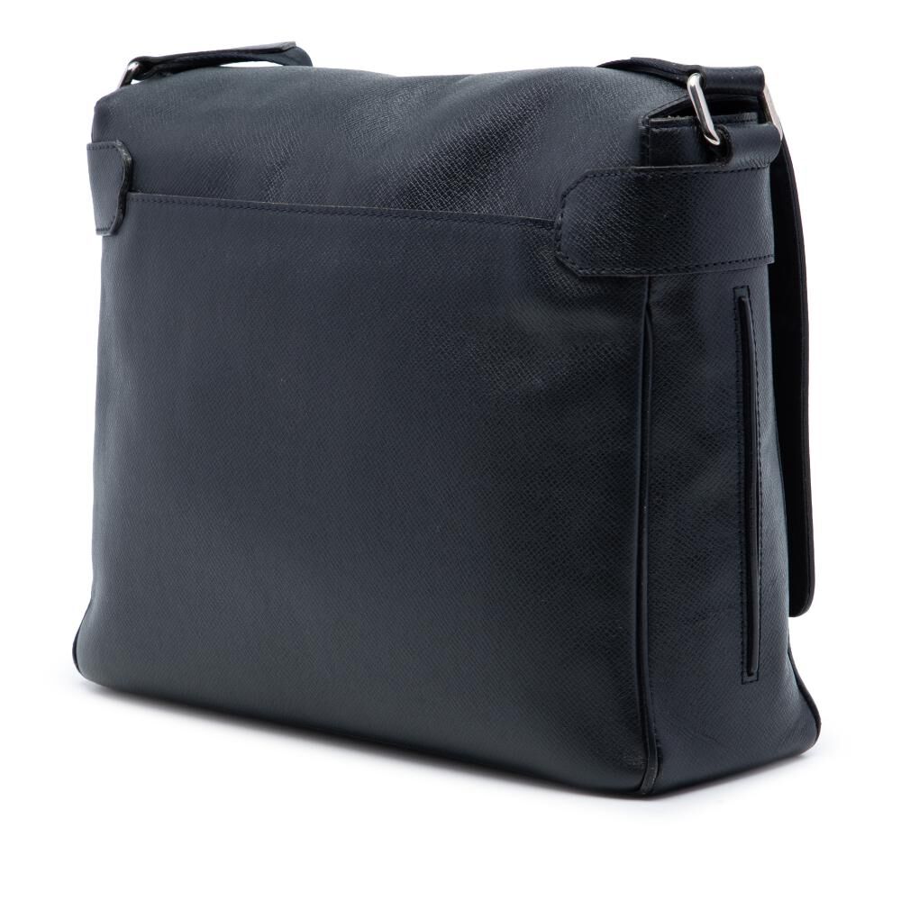 Louis Vuitton Crossbody Bag