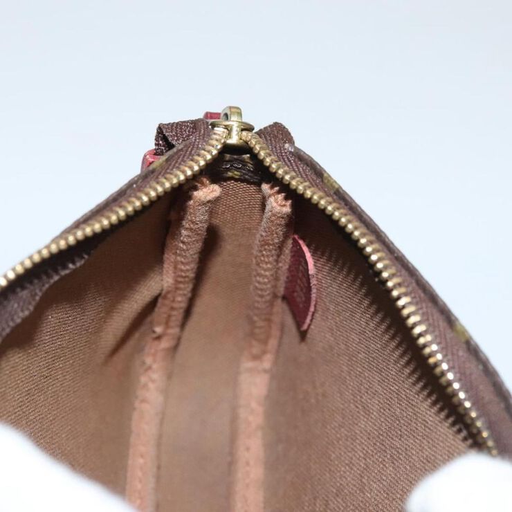 Louis Vuitton Pochette Accessoires