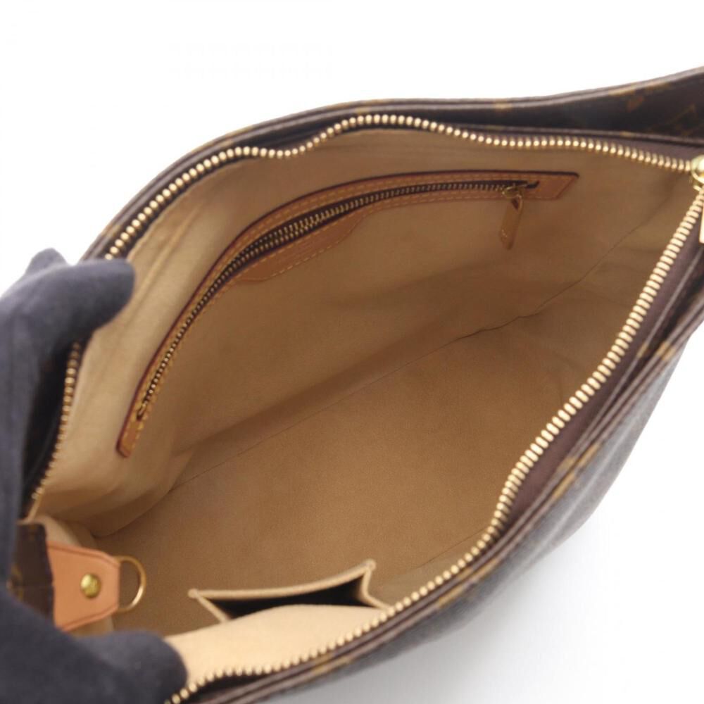 Louis Vuitton Shoulder Bags