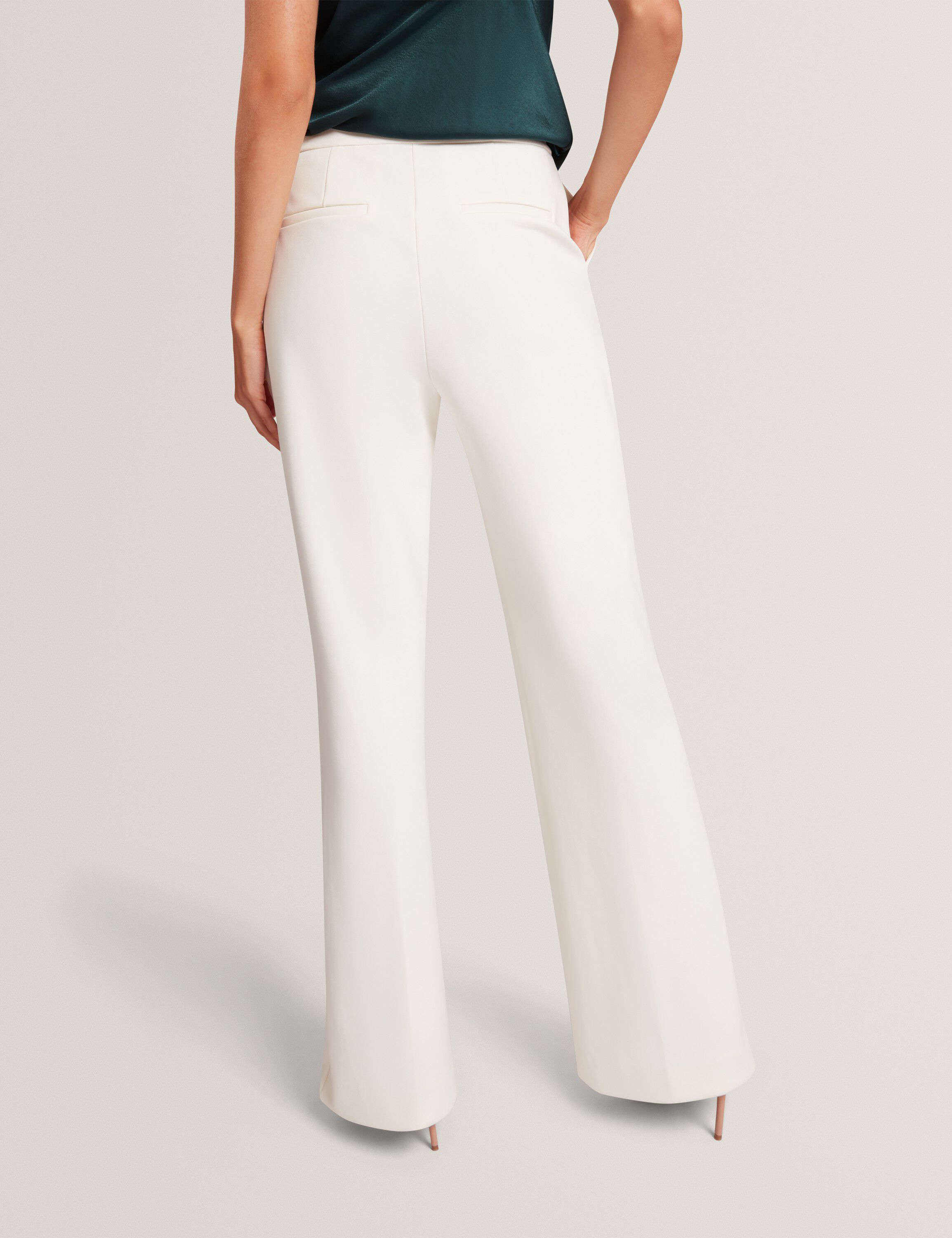 INDRIV High Waisted Flare Trouser