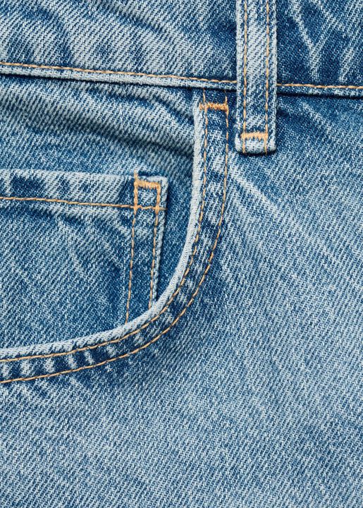 JEANS. -- CHARLOT
