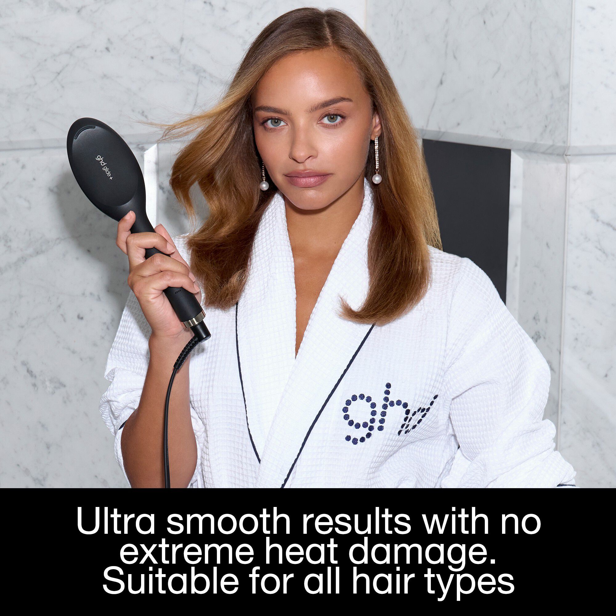 ghd Glide+ Smoothing Hot Brush - Black