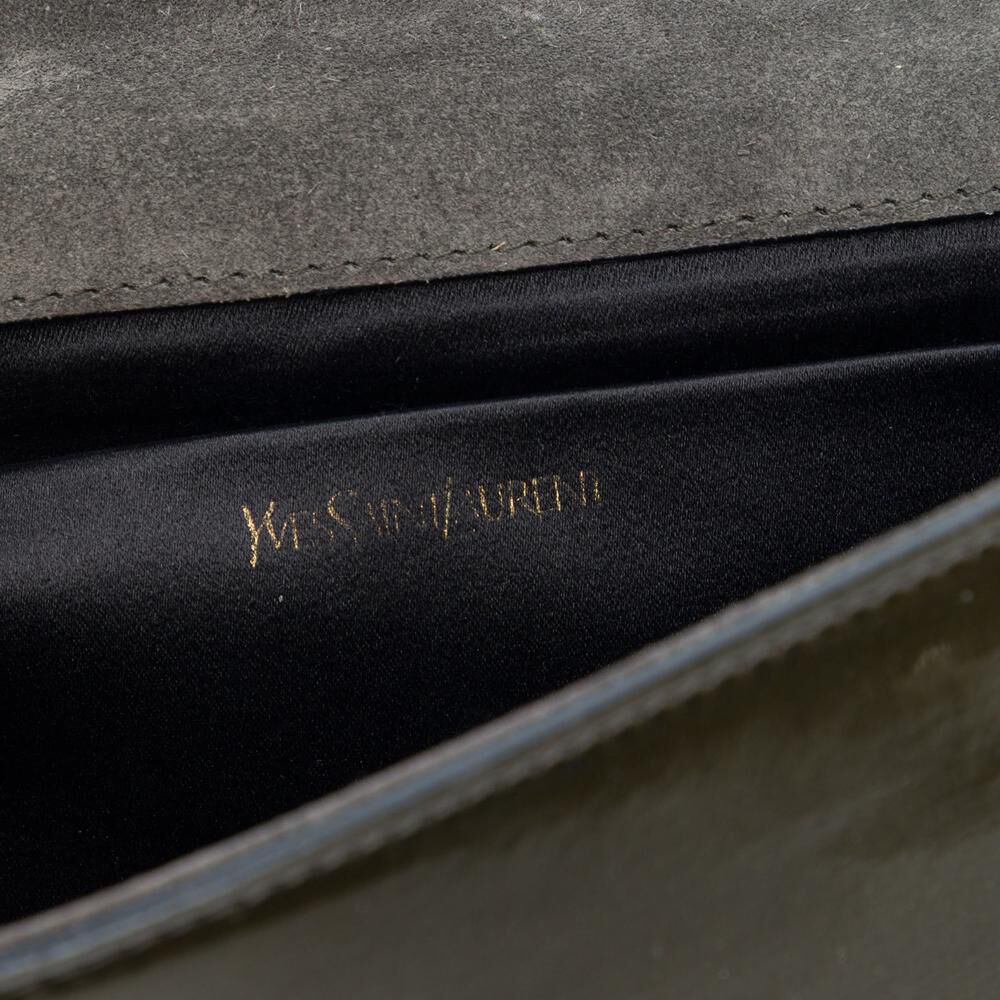 Yves Saint Laurent Clutch