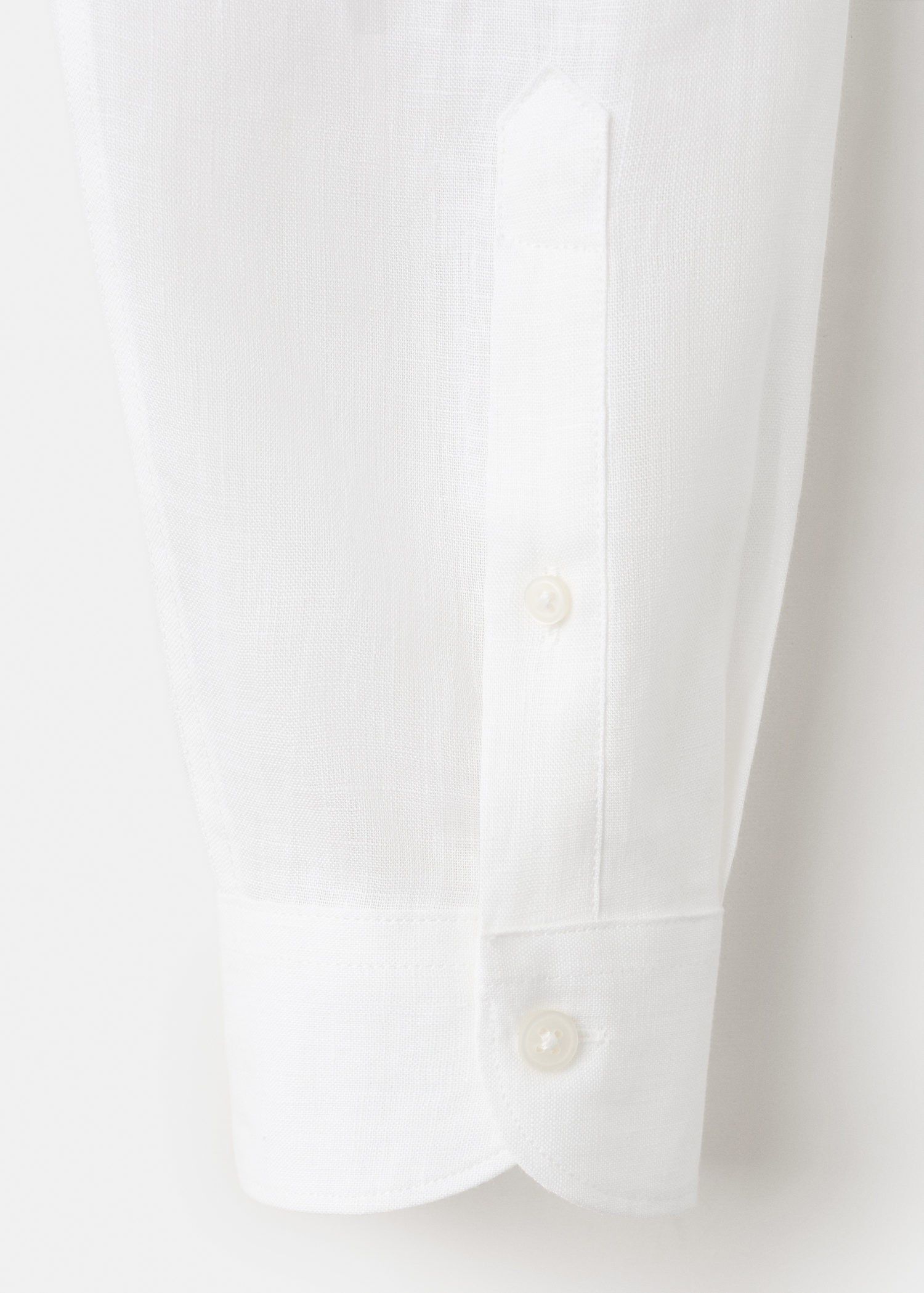 Regular-fit 100% linen shirt