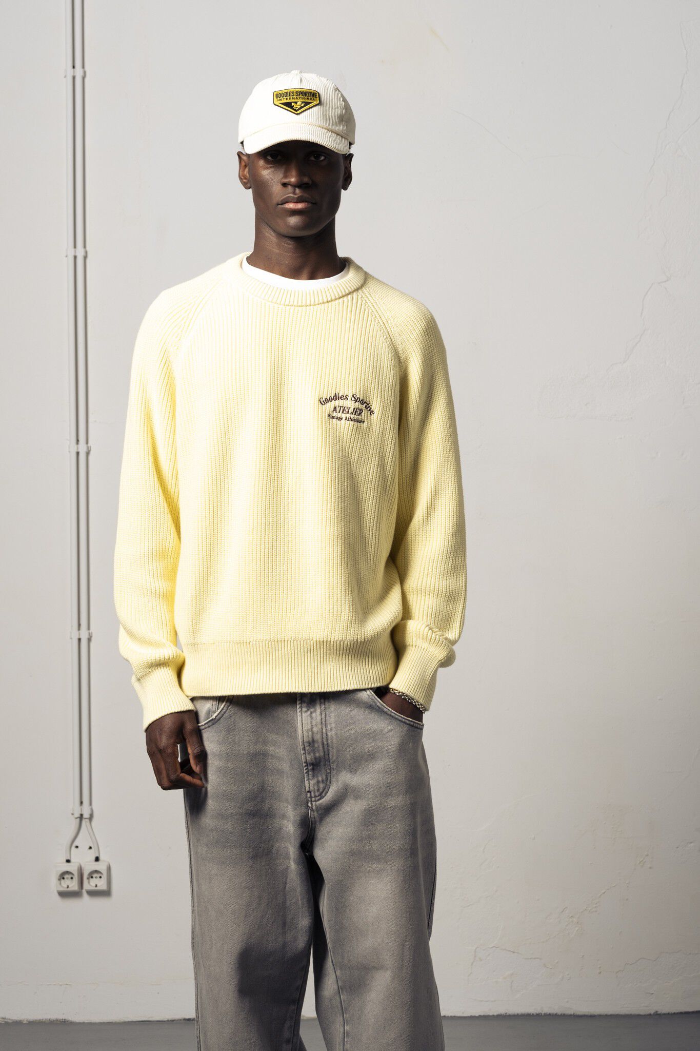 INSIGNIA YELLOW KNIT