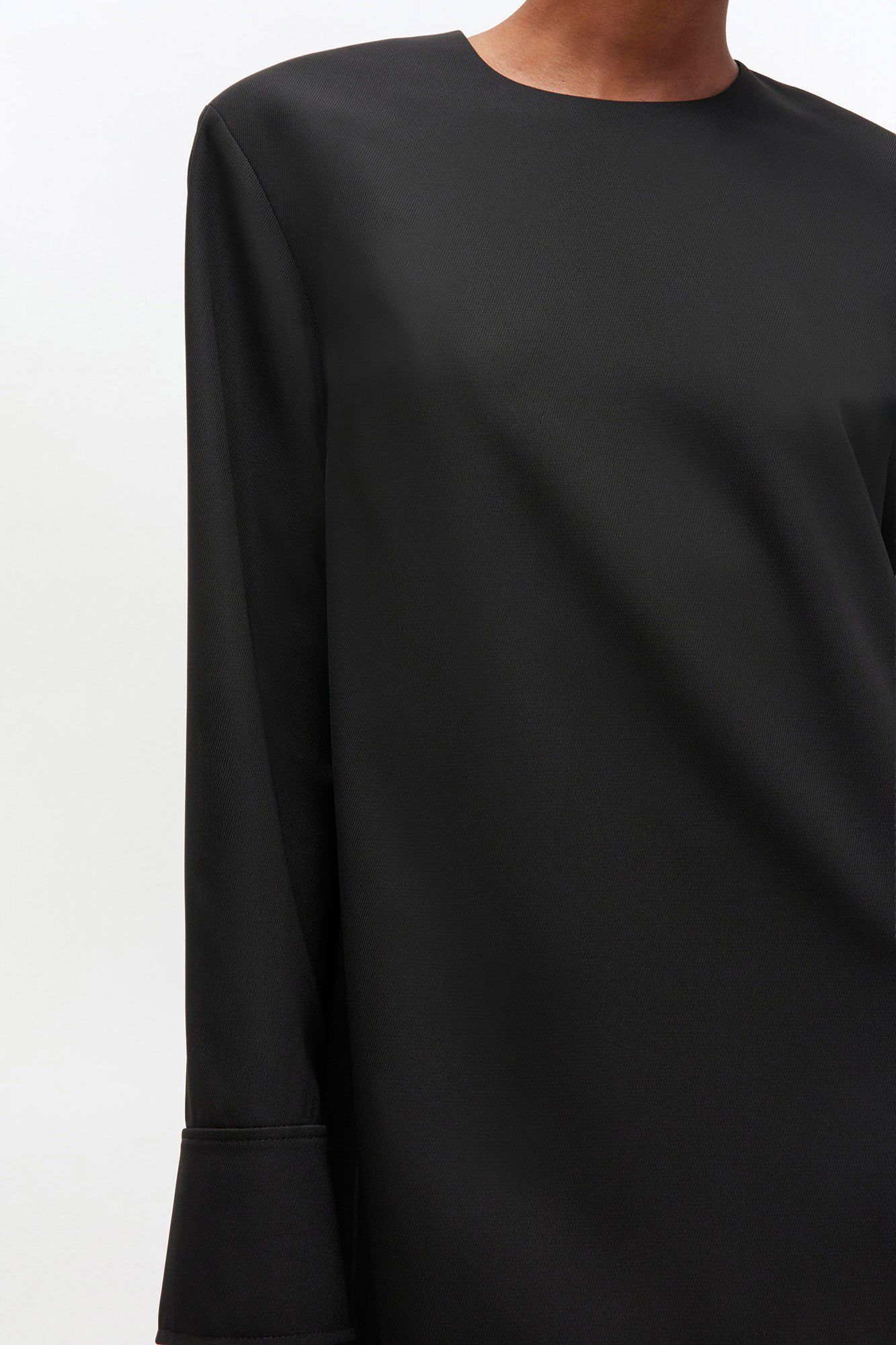 Light Twill Suiting Circle Collar M