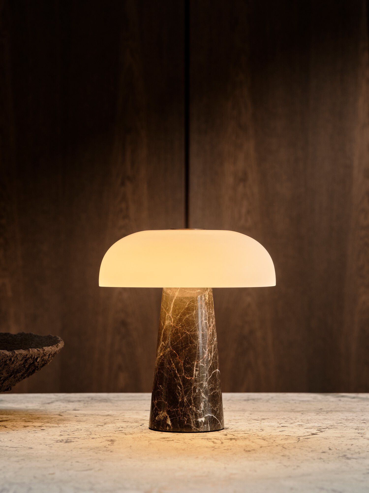 Glossy Mini Portable | Bordlampe | Gr&aring; brun