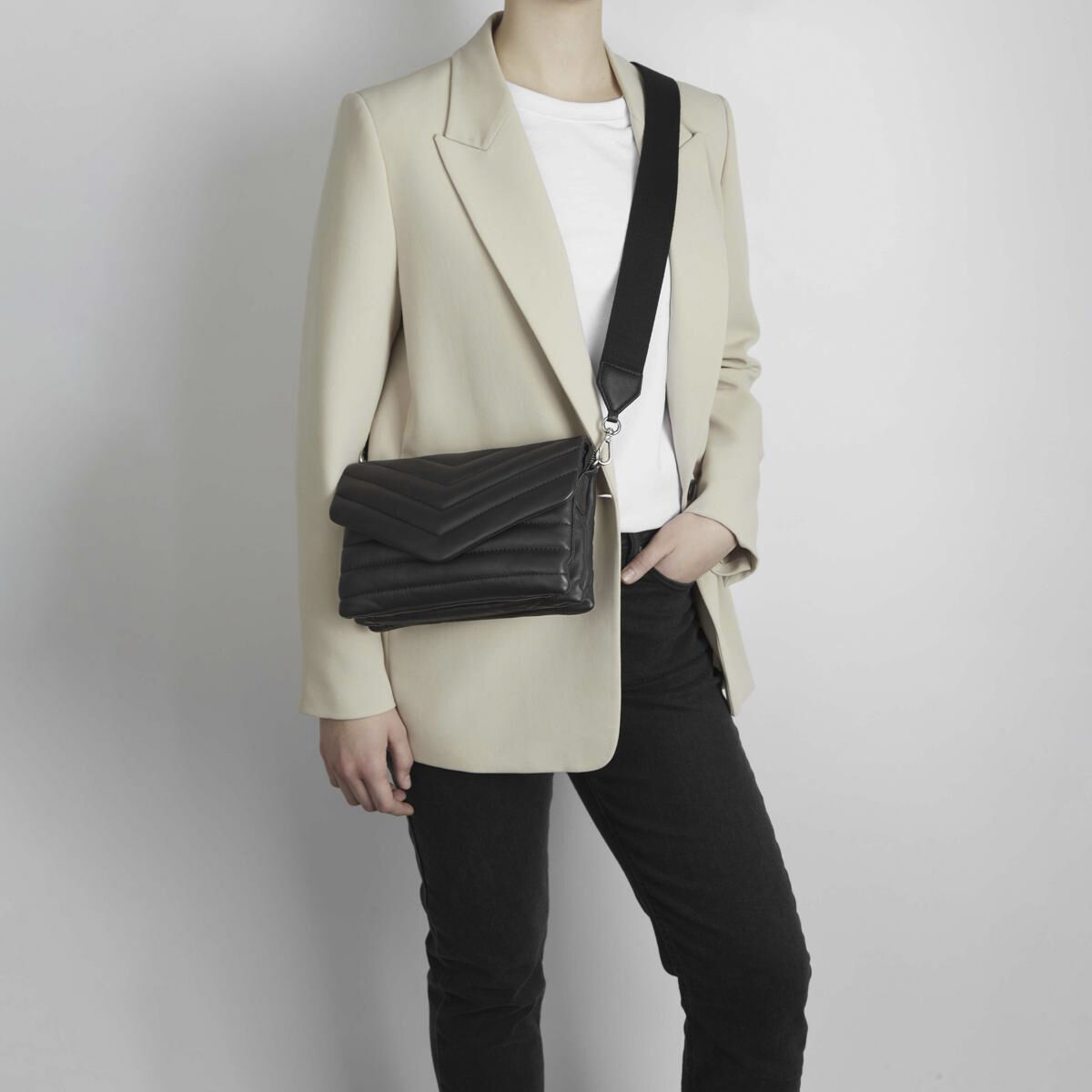 SusanaMBG Puffer Crossbody Bag