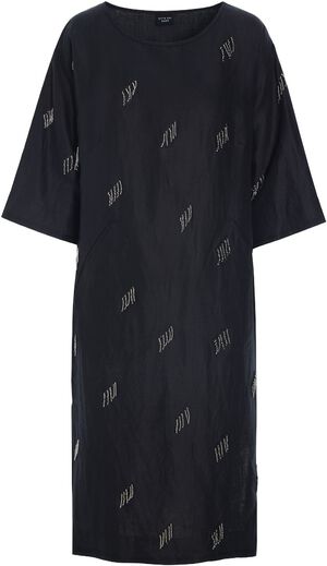 Airy linen kjole med perler