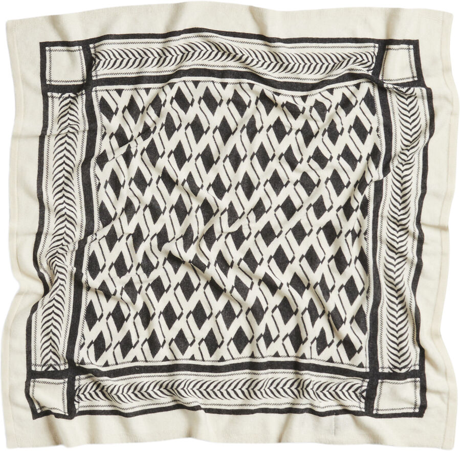 PCNOVIS SMALL SQUARE SCARF