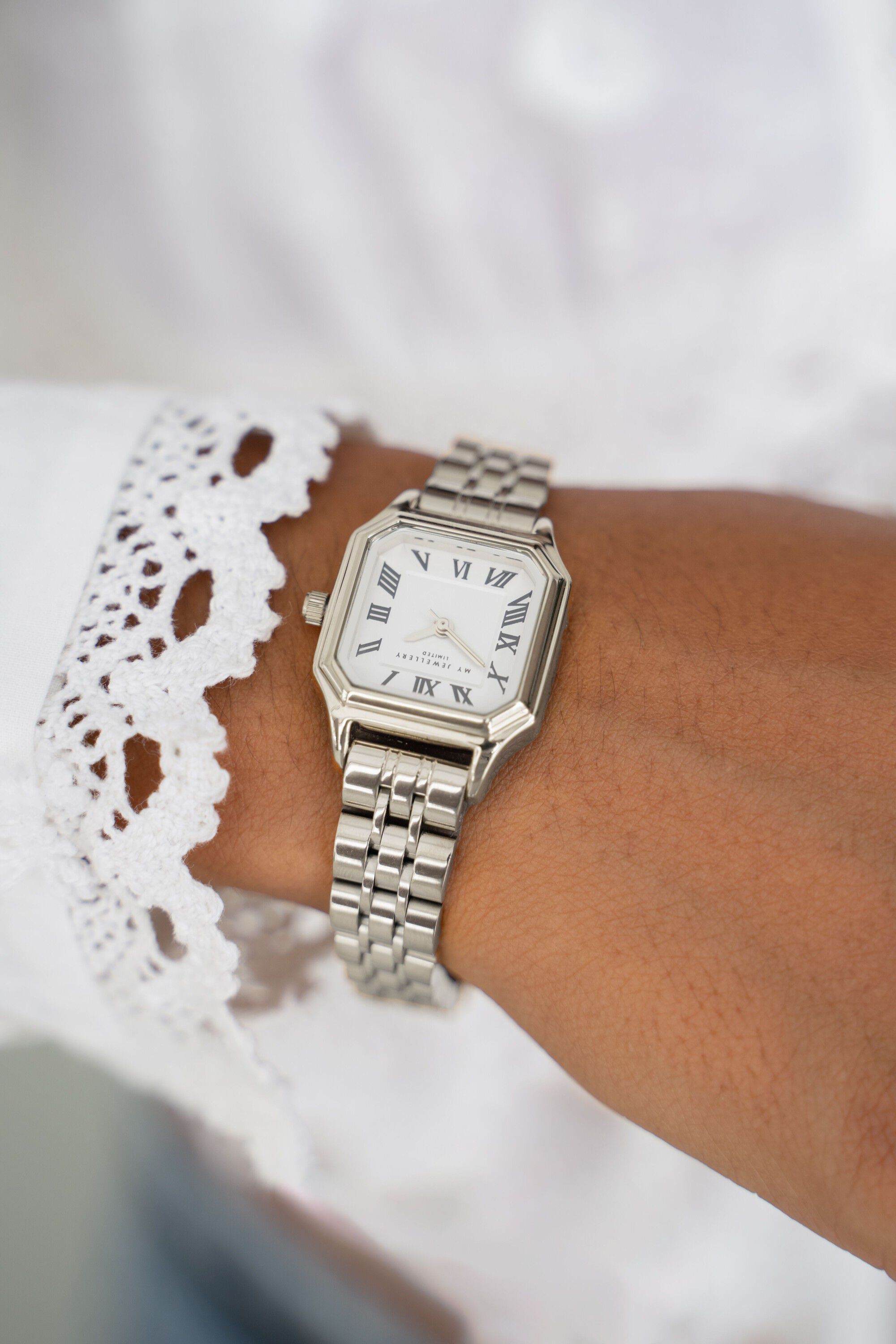 Watch vintage