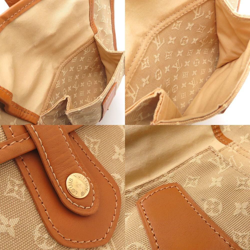 Louis Vuitton Shoulder Bags