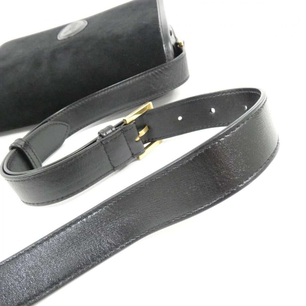 Yves Saint Laurent Shoulder Bag