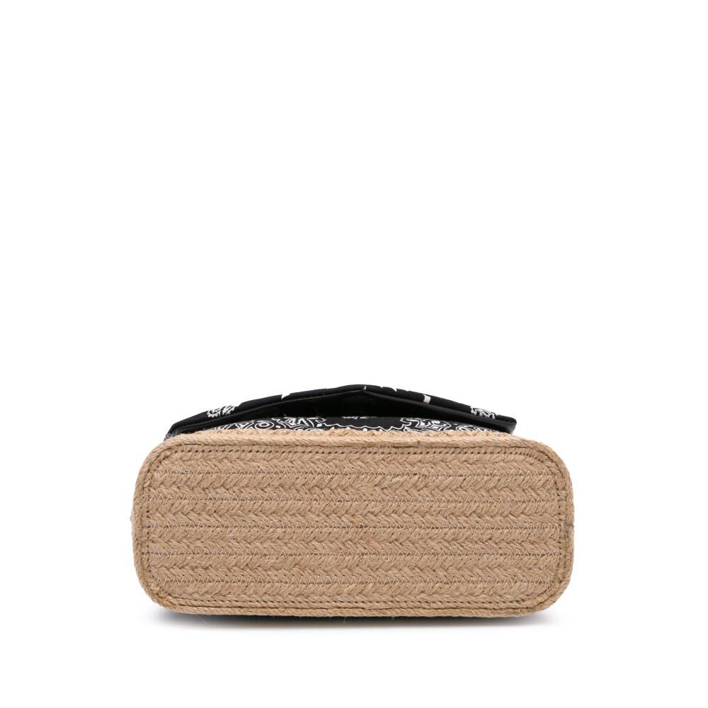 Yves Saint Laurent Loulou