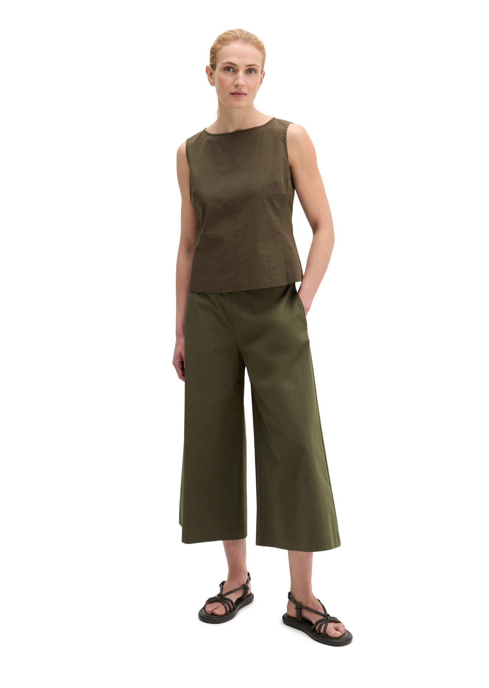 Woven Blouses Sleeveless