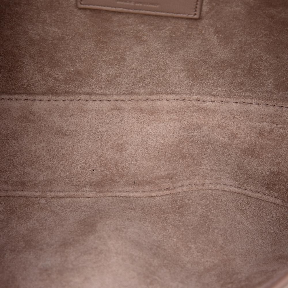 Yves Saint Laurent Shoulder Bag