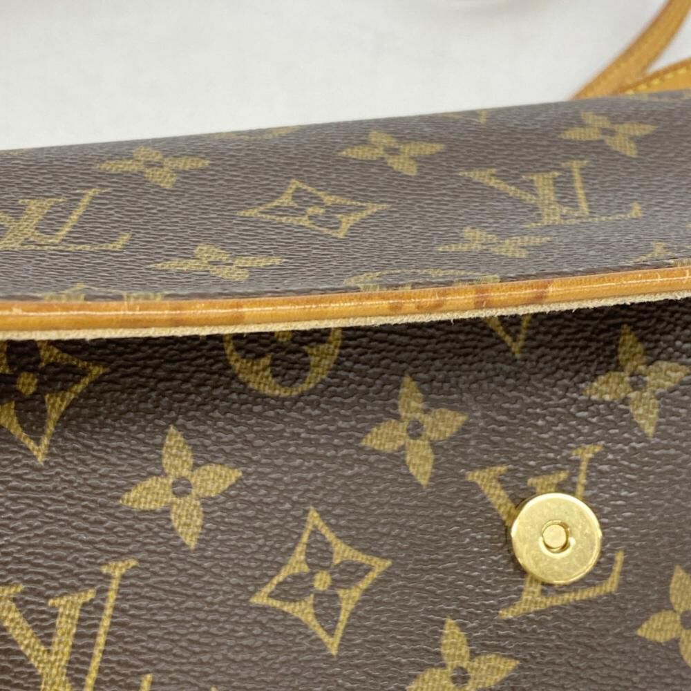 Louis Vuitton Twin Pochette