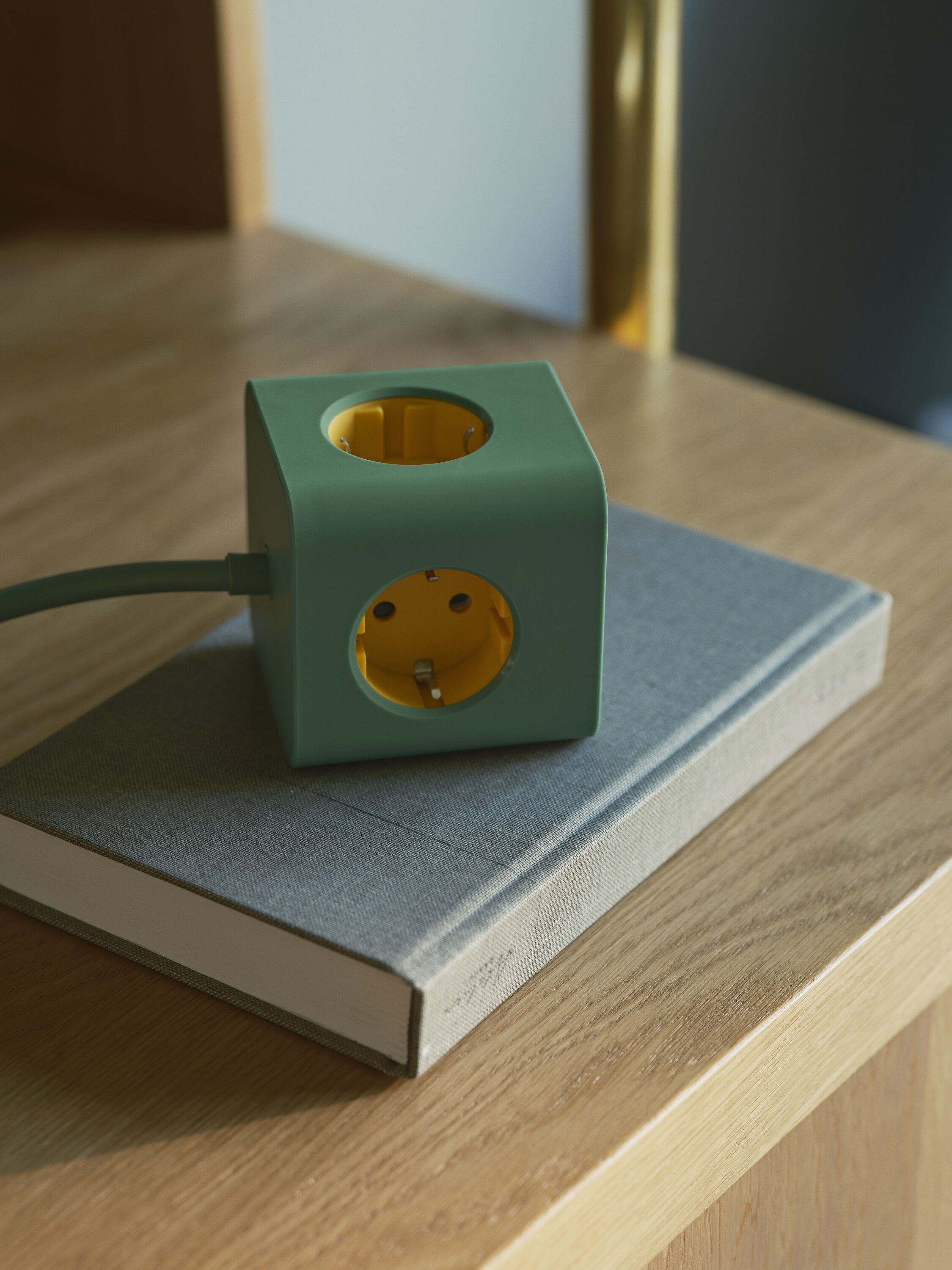 Ampie wired Kraftverk med flera uttag