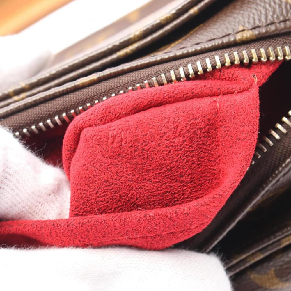 Louis Vuitton Shoulder Bags