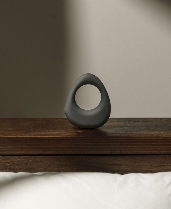 Maude - Band Vibrating Ring - Charcoal