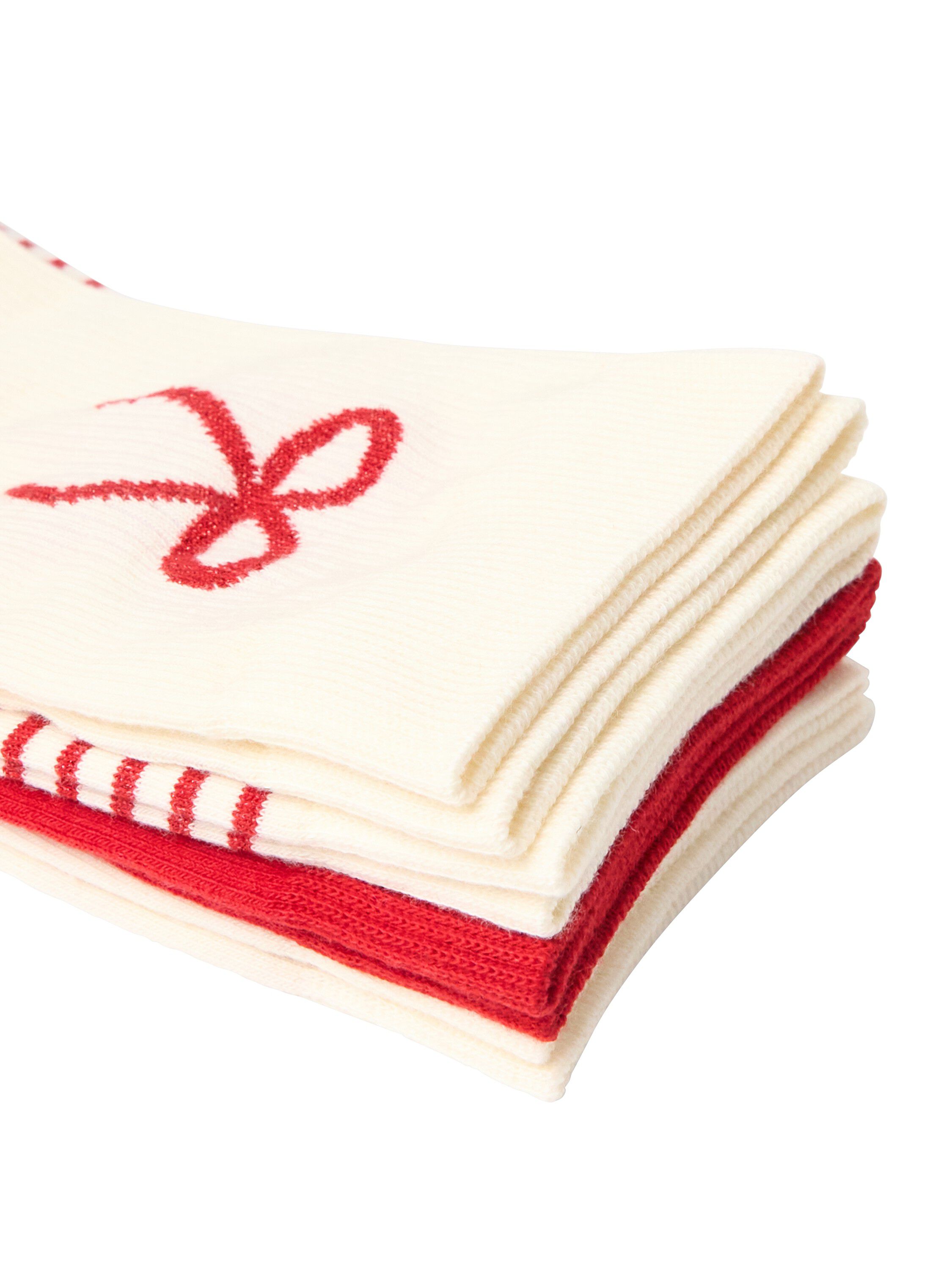 Socks in soft cotton blend in diffe