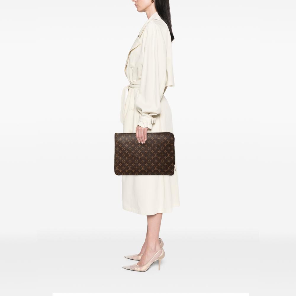 Louis Vuitton Clutch
