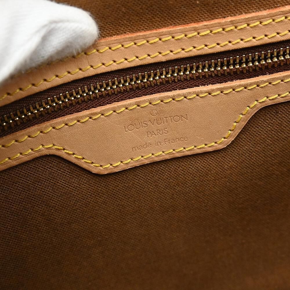 Louis Vuitton Gibeciere