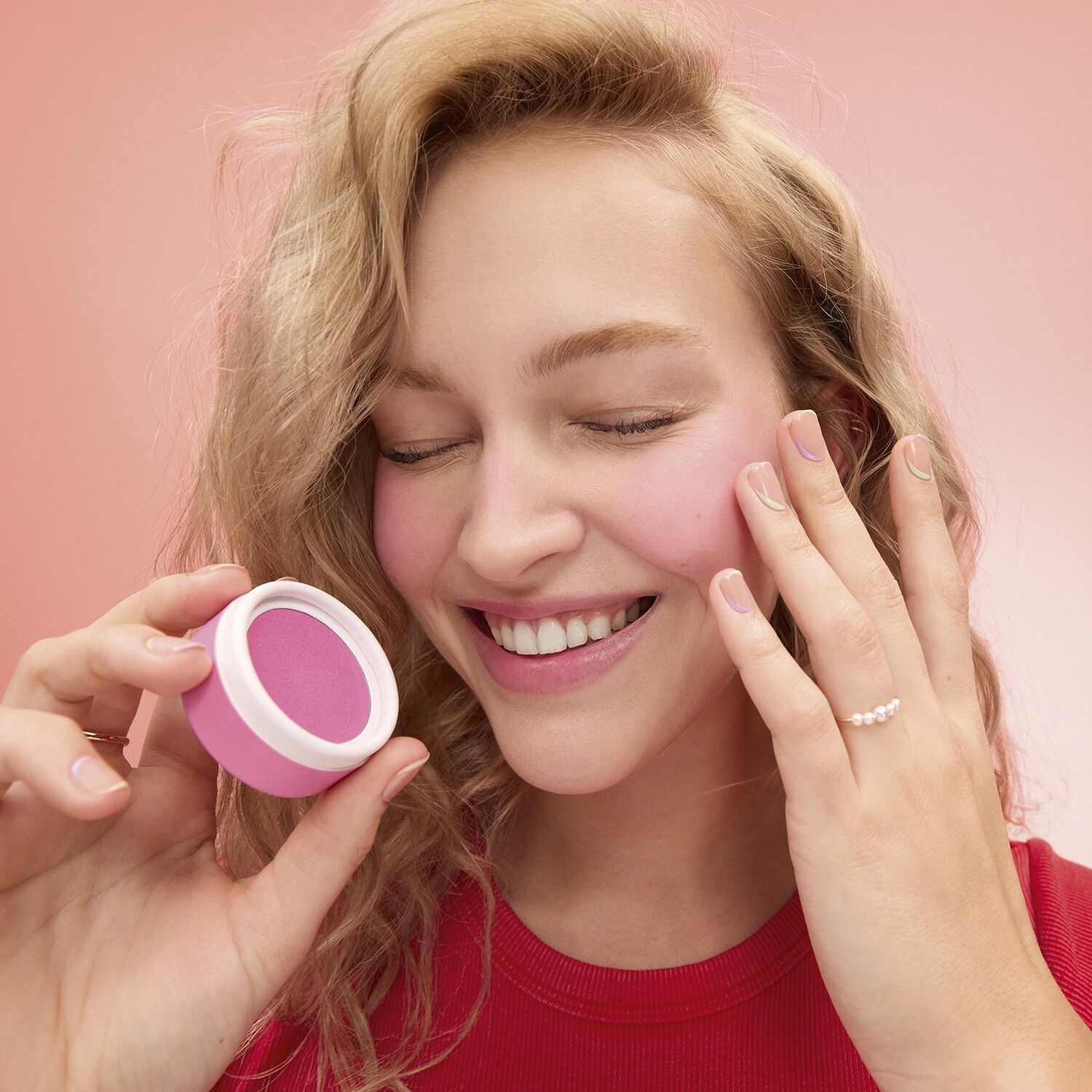 Blush! - M&aring;ngsidigt kr&auml;mrouge