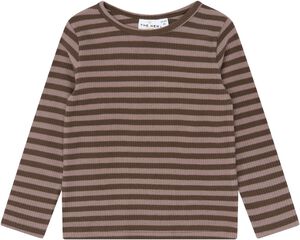 TNSTFro L_S Rib Tee