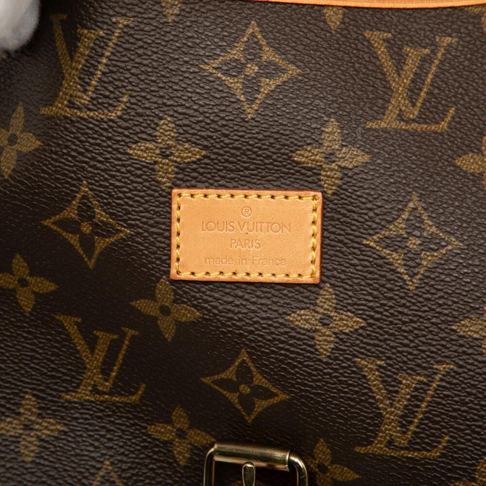 Louis Vuitton Saumur