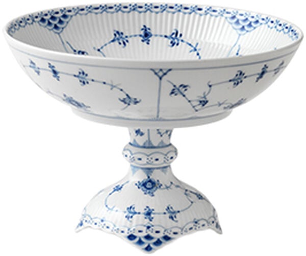 Blue Fluted Half Lace skål på fot 80 cl/ h:15 cm b:21 cm