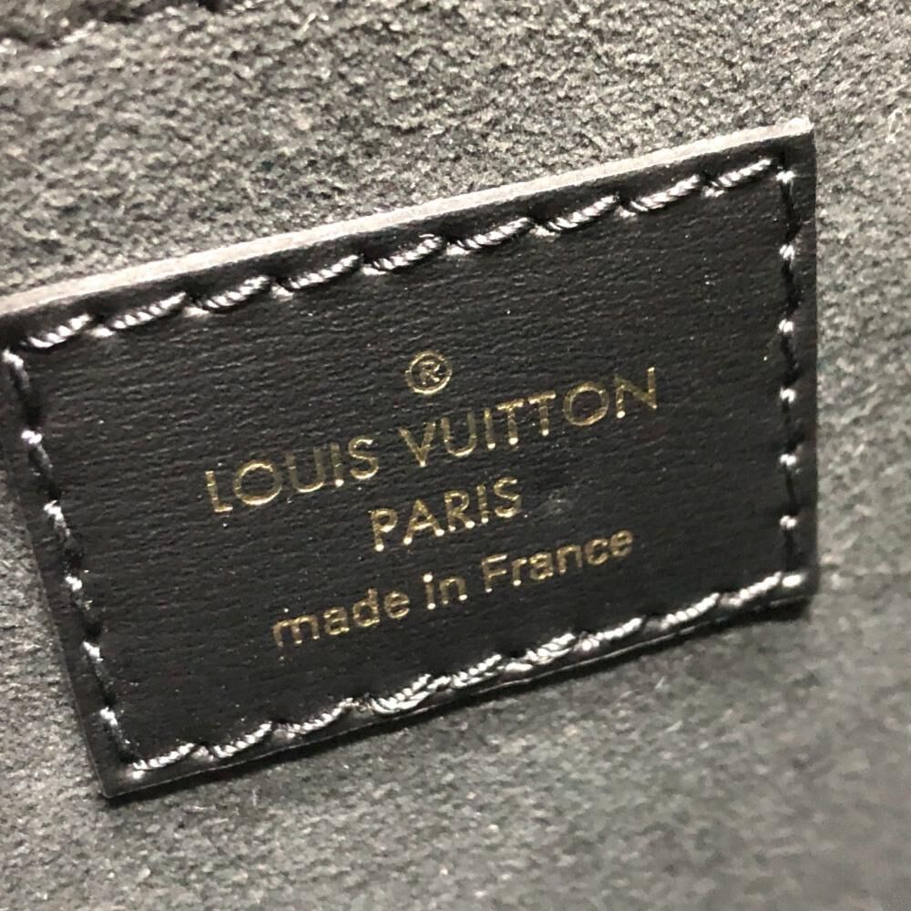 Louis Vuitton Saumur