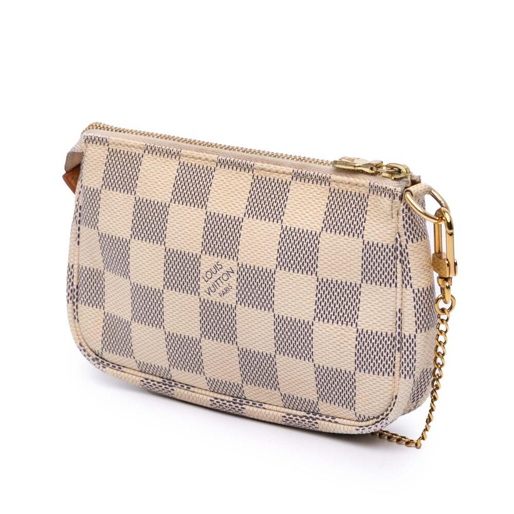 Louis Vuitton Pochette Accessoires